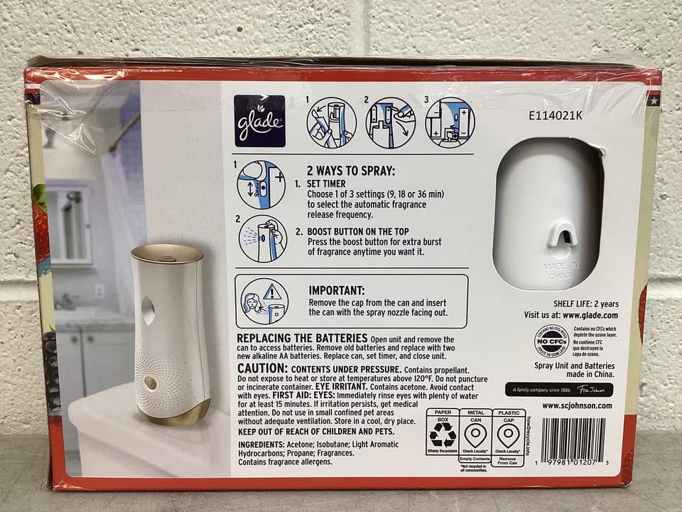 Glade Automatic Spray Air Freshener Americana Collection, Berries & Cream, 1 Holder + 3 Refills