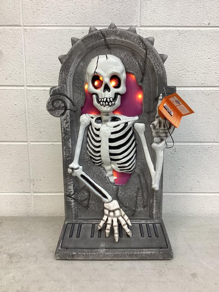 Hyde and Eek! Sound Activated Skeleton Tombstone