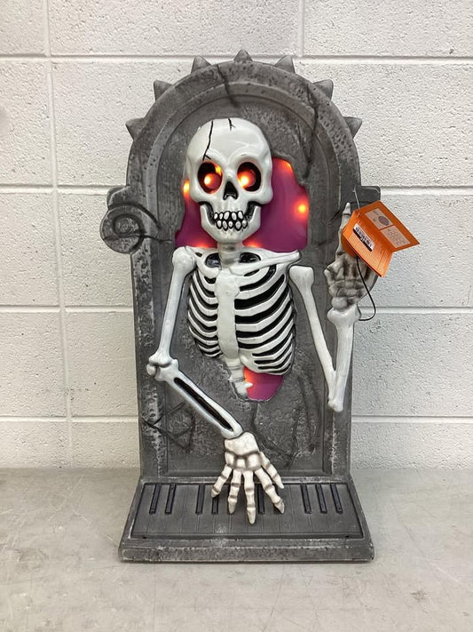 Hyde and Eek! Sound Activated Skeleton Tombstone