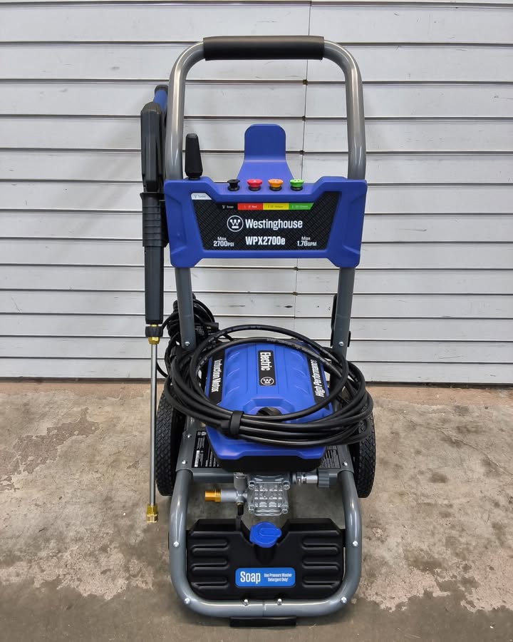 Westinghouse 2700 Max PSI 1.76 Max GPM Electric Pressure Washer