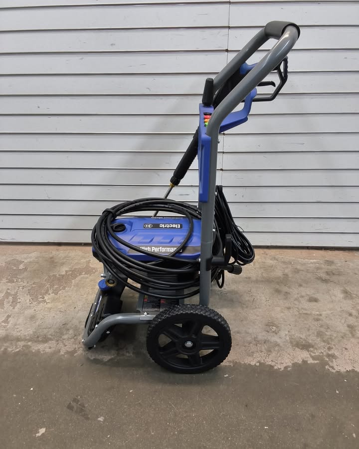 Westinghouse 2700 Max PSI 1.76 Max GPM Electric Pressure Washer