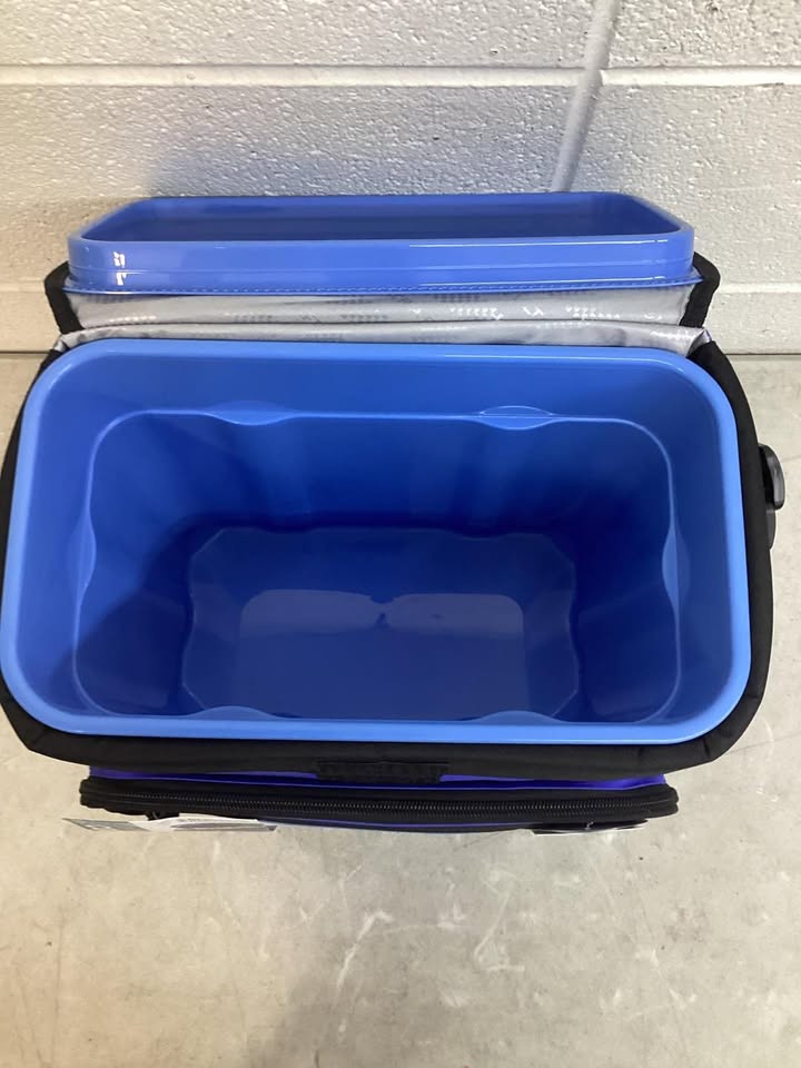 Arctic Zone PRO 16-Can Zipperless Cooler