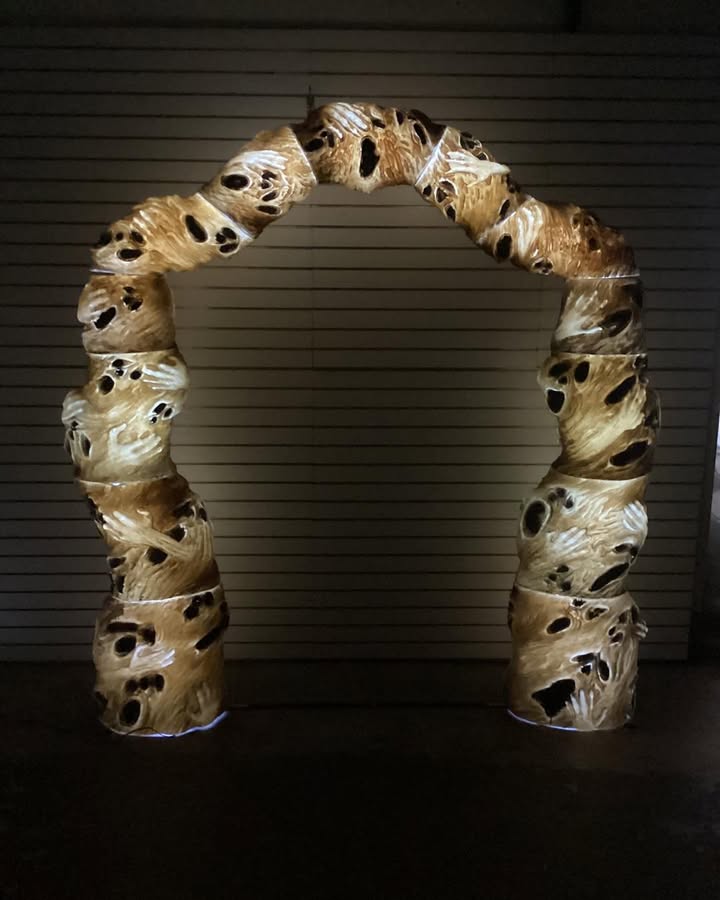 Home Accent Holiday 7 FT H 6.6 FT W Grave & Bones LED Twisted Souls Archway