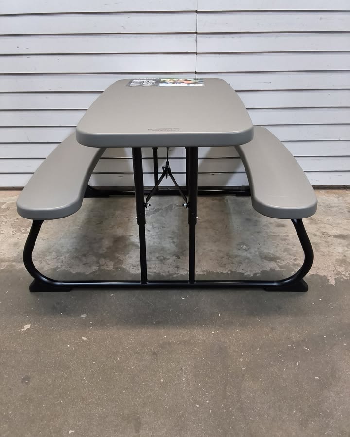Lifetime Children's Picnic Table