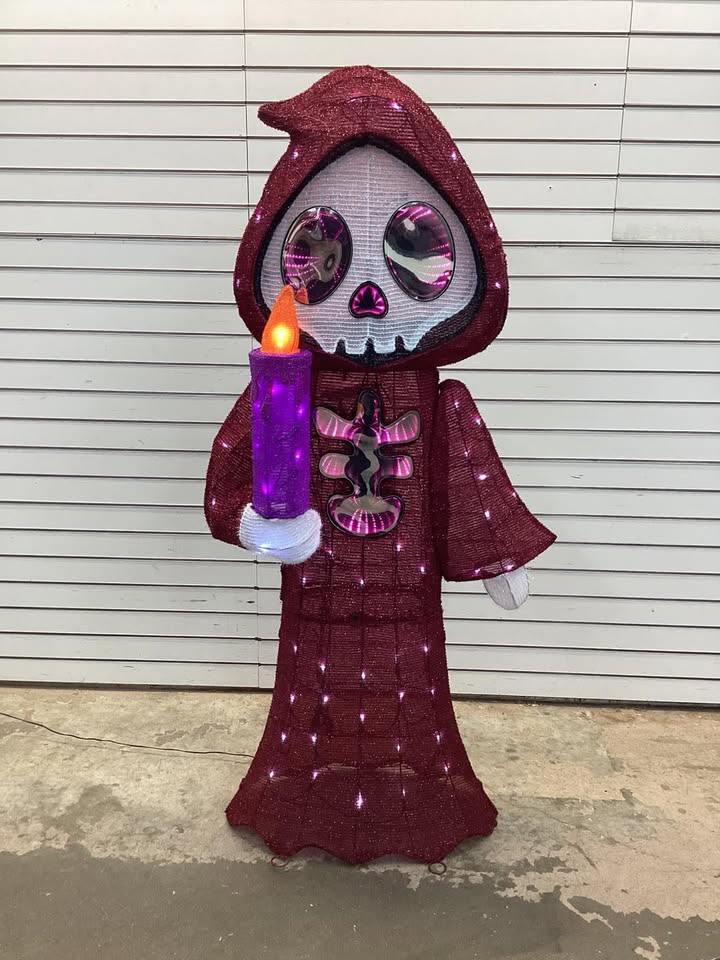Member’s Mark 5Ft LED Pre-Lit Reaper Pal