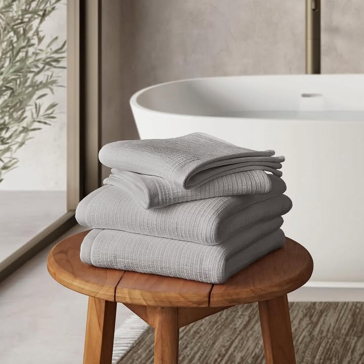 Member's Mark 4-Pack Hotel Premier Collection Spa Hand/Wash Towel Set