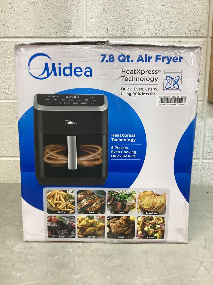 Midea HeatXpress 7.8 qt. Basket Air Fryer