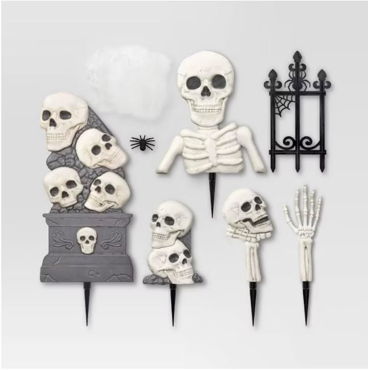 22" Bones Scene Setter Halloween Decorative Prop Kit - Hyde and EEK! Boutique