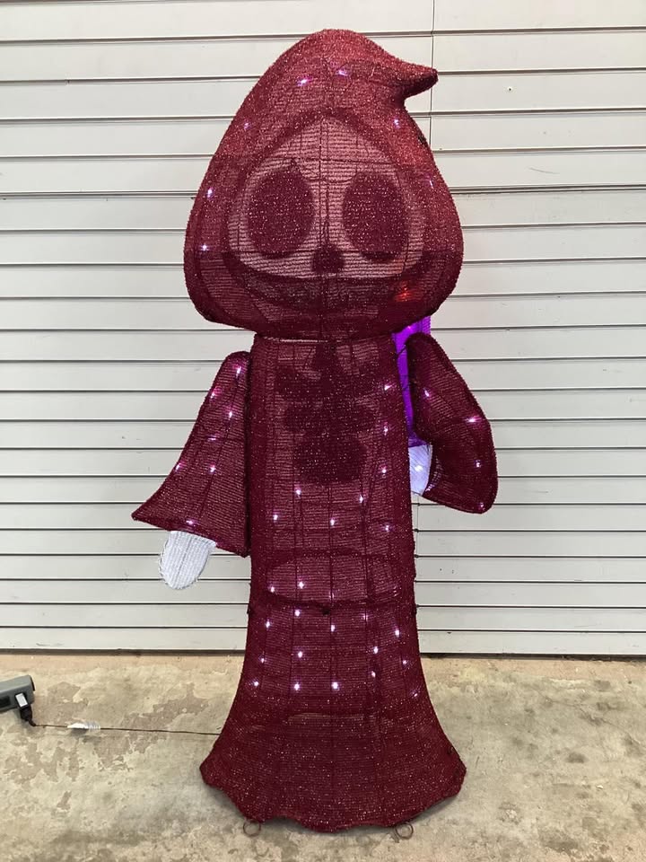 Member’s Mark 5Ft LED Pre-Lit Reaper Pal