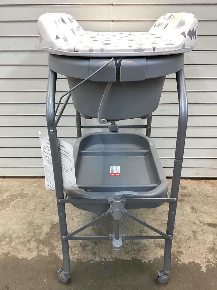 Costway Folding Baby Changing Table with Bathtub and 4 Universal Wheels