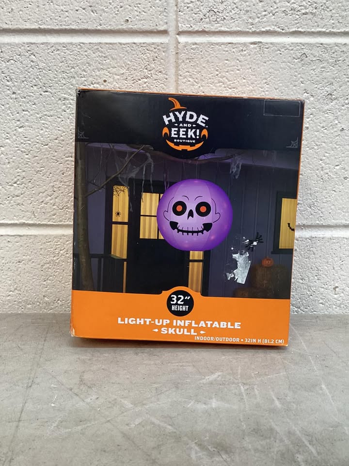 Hyde and Eek Boutique Light Up Inflatable Skull