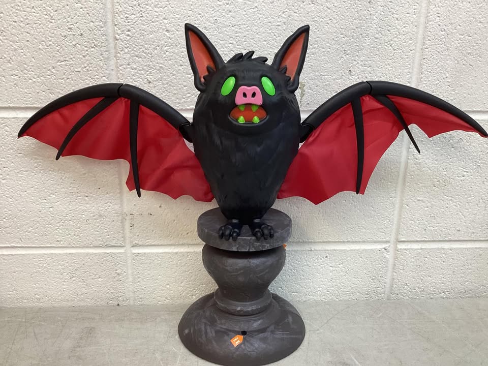 Hyde & EEK! Boutique Retro Bat on Pedestal