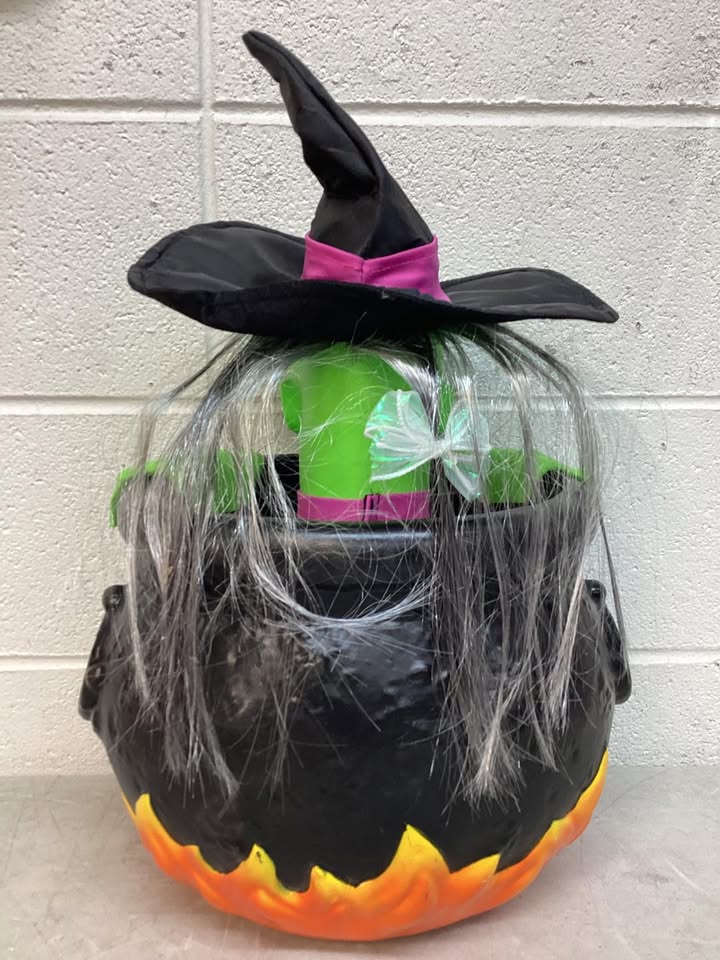 Animated Spooky Witch Coming Out of Cauldron animatronic novelty piece from the Hyde & EEK! Boutique line