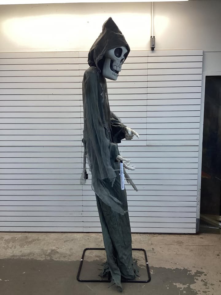 new 8 ft. Light Up and Sound Animated Bruce Reaper