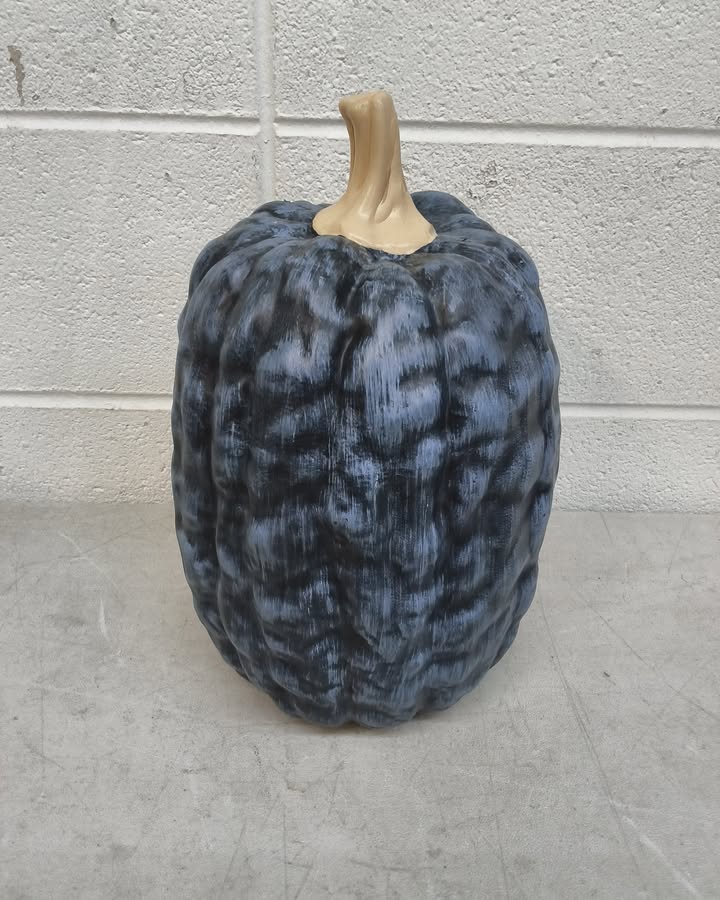 Hyde and EEK! Boutique Large Pumpkin Figurine