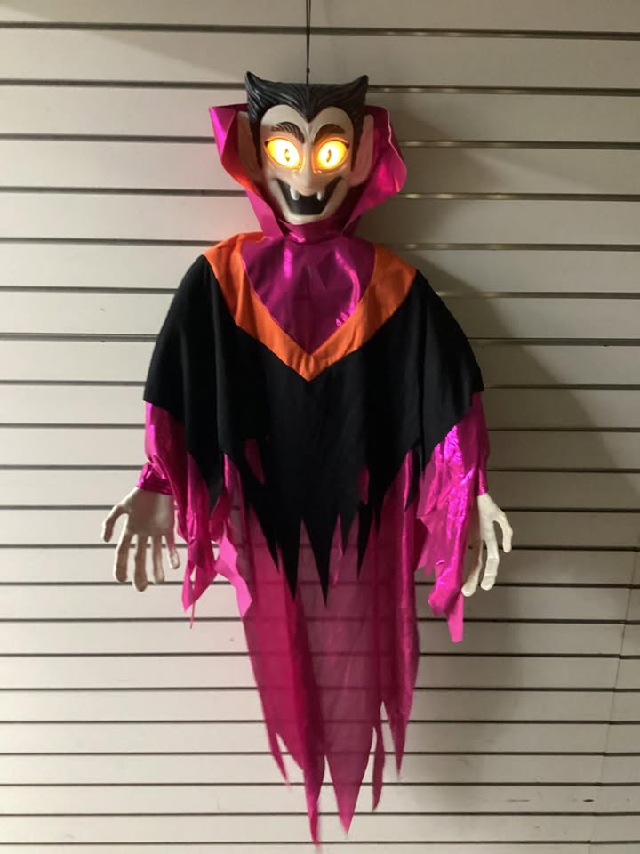 Hyde & EEK! Boutique Hanging Vampire