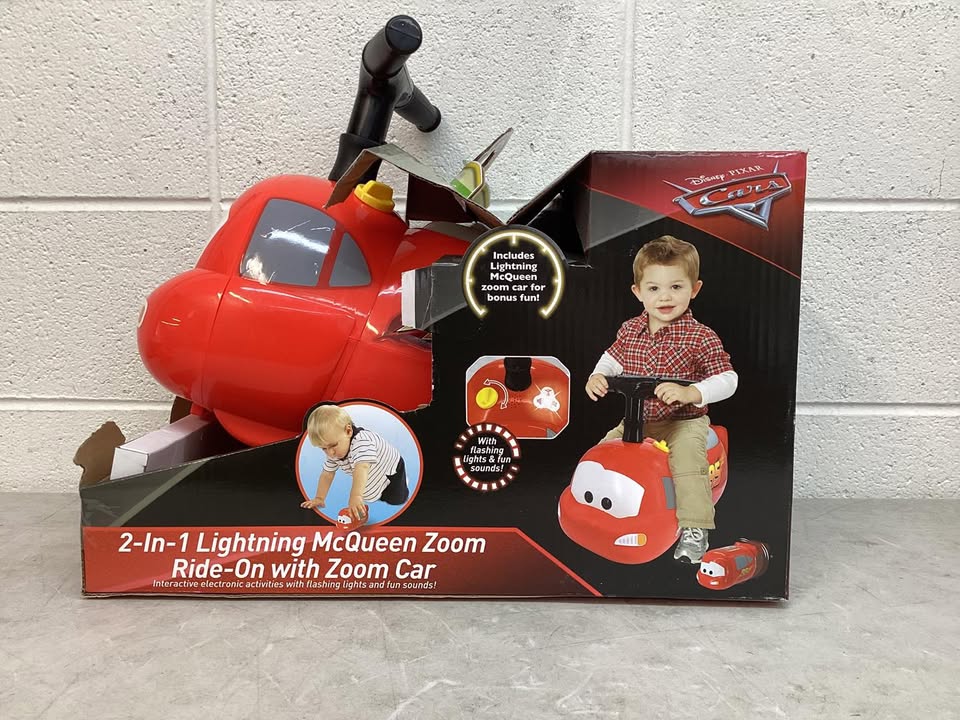 Lightning Mcqueen 2 in 1 Zoom Ride-On with Zoom Car