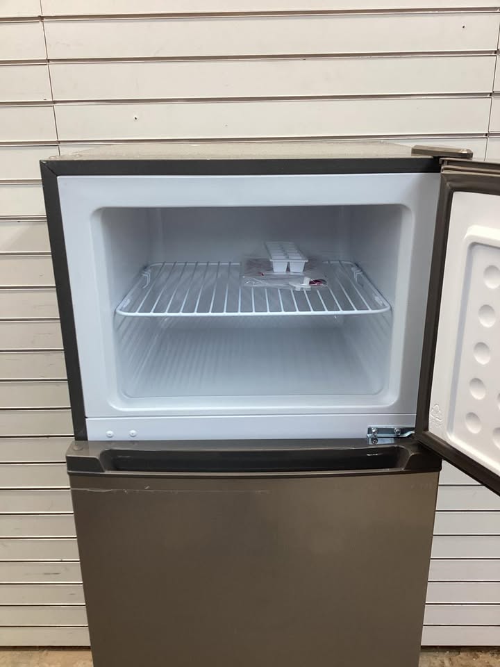 Frigidaire Gallery 7.5 Cu. Ft. Top Mount Fridge