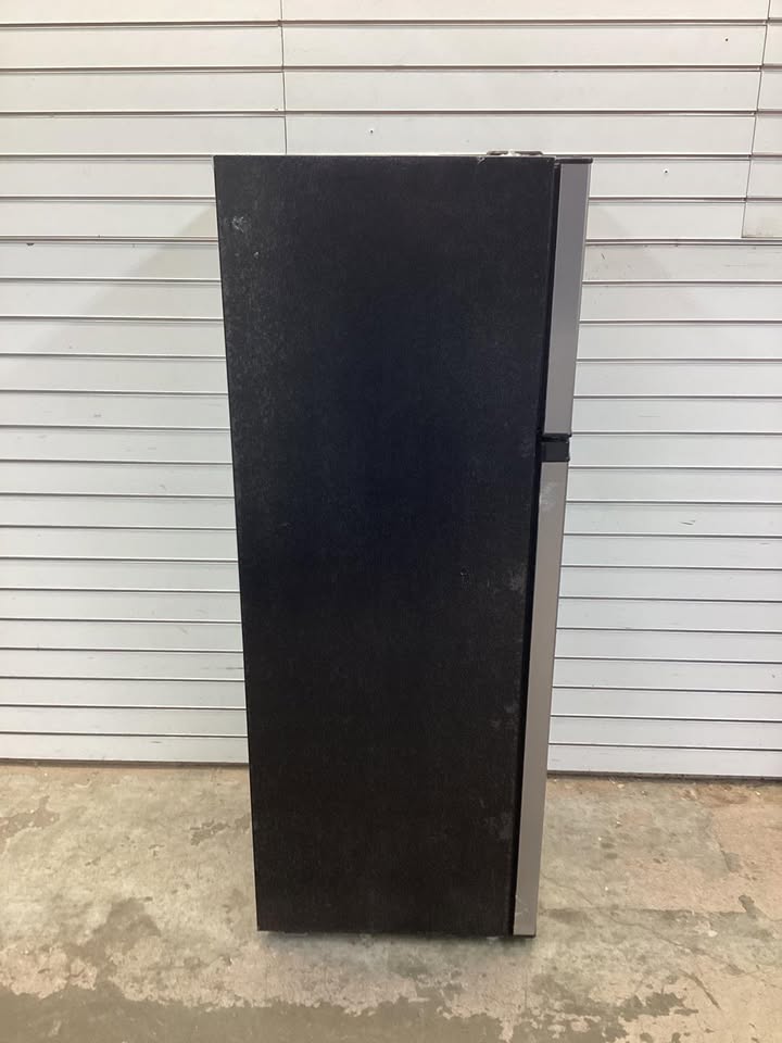 Band New 7.5 cu. ft. Mini Refrigerator with Top Freezer in Stainless Look
