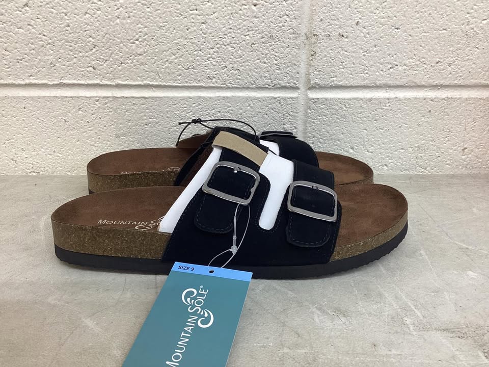Mountain Sole Women's Double Buckle Leather Sandal, Size 9