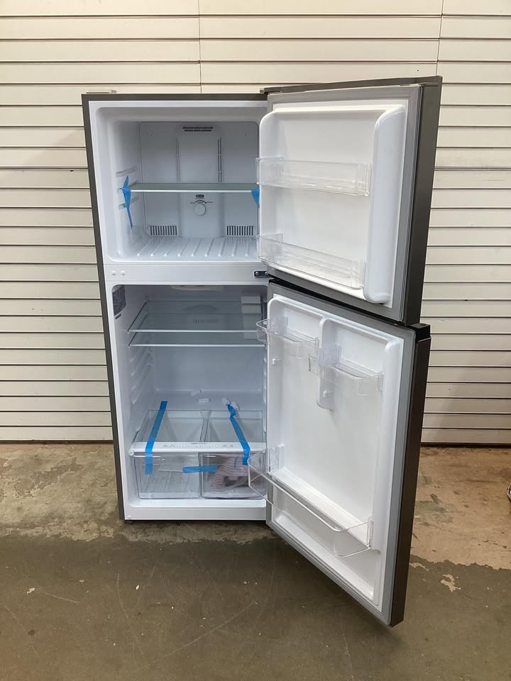 Frigidaire 10 cu. ft. Retro Top Freezer Refrigerator in Stainless Steel