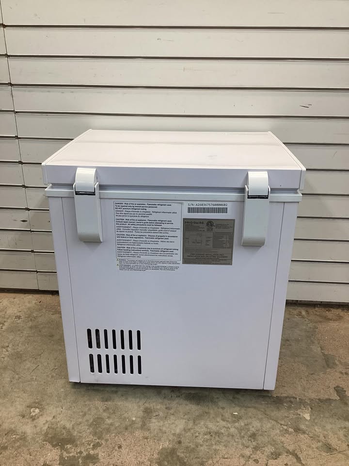 Frigidaire 2.1 cu. ft. Manual Defrost Convertible Chest Freezer, Garage Ready in White
