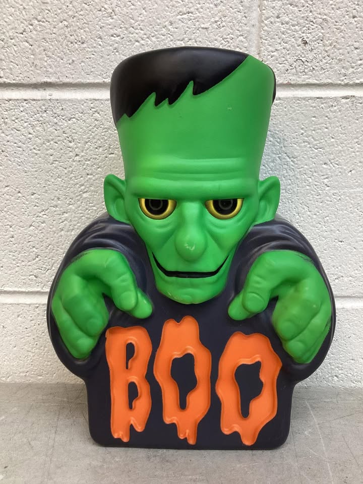 Hyde & EEK! Boutique 12" Lit Monster Frankenstein Blow Mould