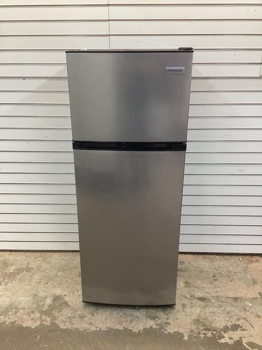 Band New 7.5 cu. ft. Mini Refrigerator with Top Freezer in Stainless Look