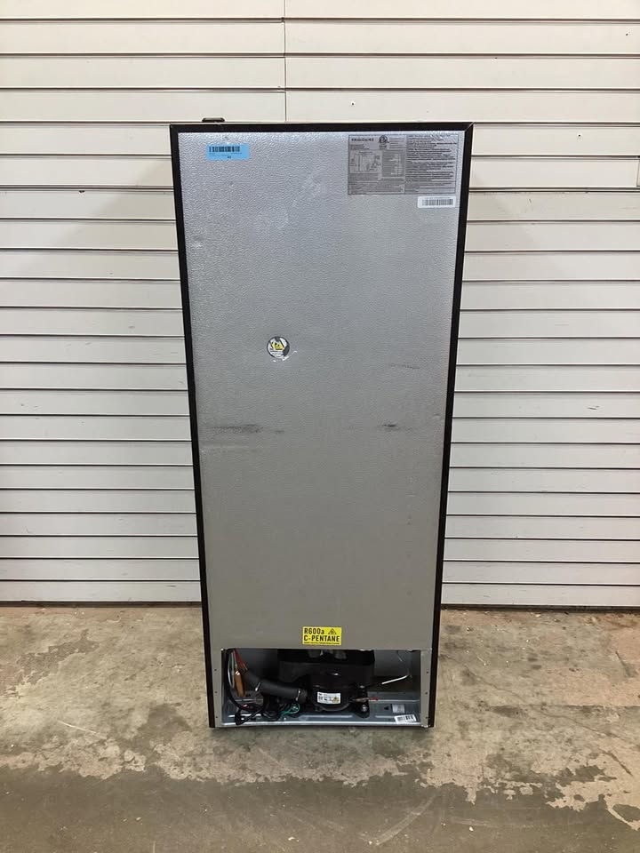 7.5 cu. ft. Mini Refrigerator with Top Freezer in Stainless Look