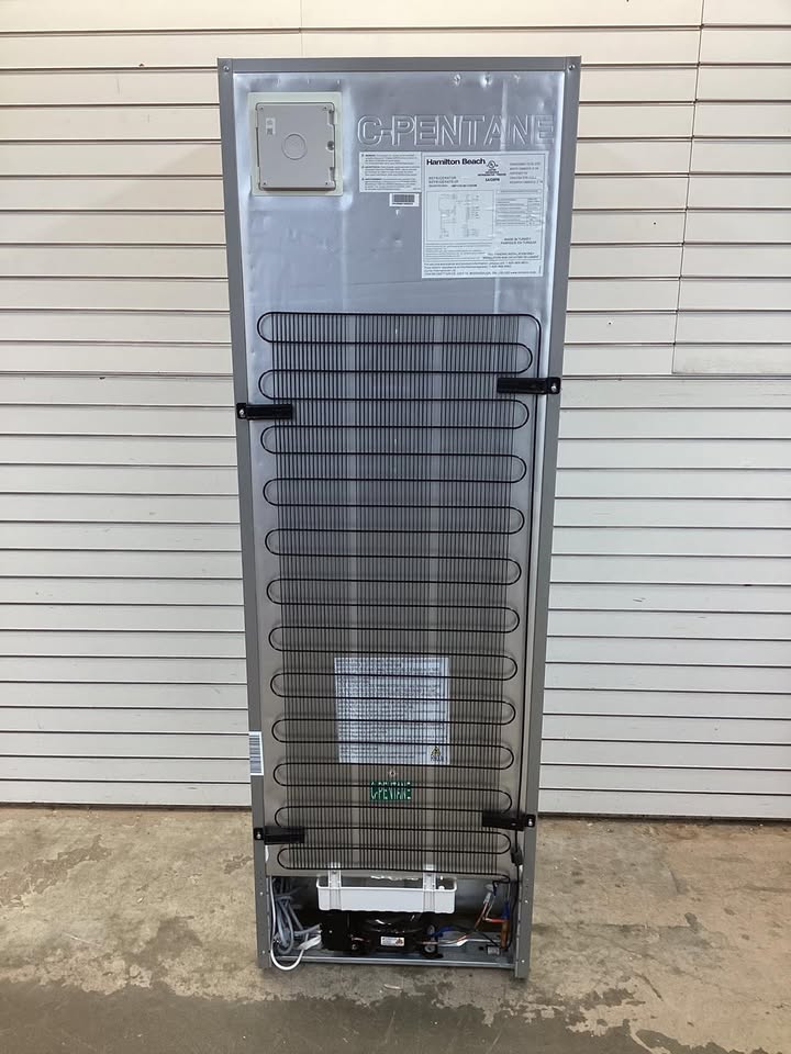 Hamilton Beach 11.5-cu ft Standard-Depth 23.6-in Wide Bottom-Freezer Refrigerator Stainless Steel ) Garage Ready