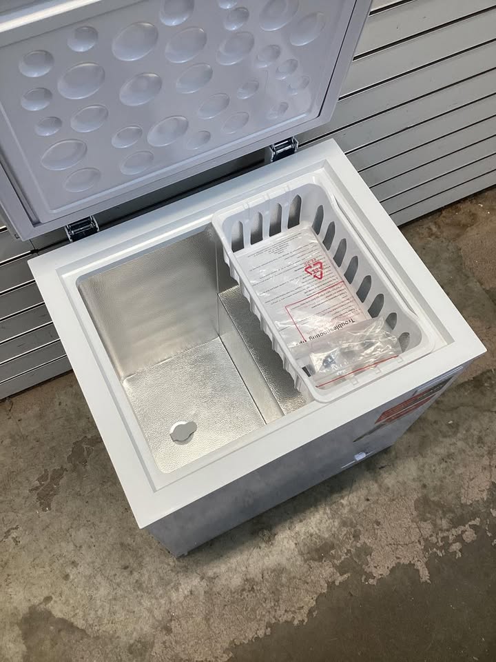Frigidaire 2.1 cu. ft. Manual Defrost Convertible Chest Freezer, Garage Ready in White
