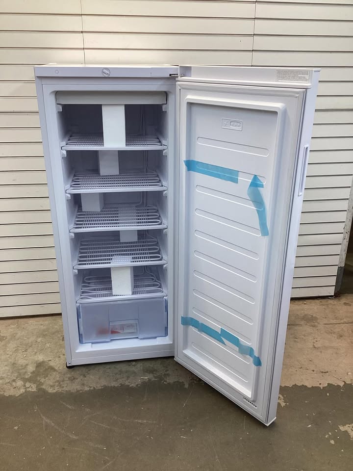 Frigidaire 10 cu. ft. Upright Freezer, Garage Ready in White