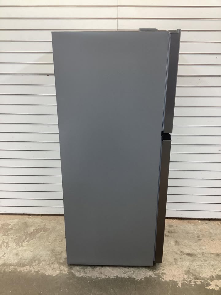 Frigidaire 10 cu. ft. Retro Top Freezer Refrigerator in Stainless Steel