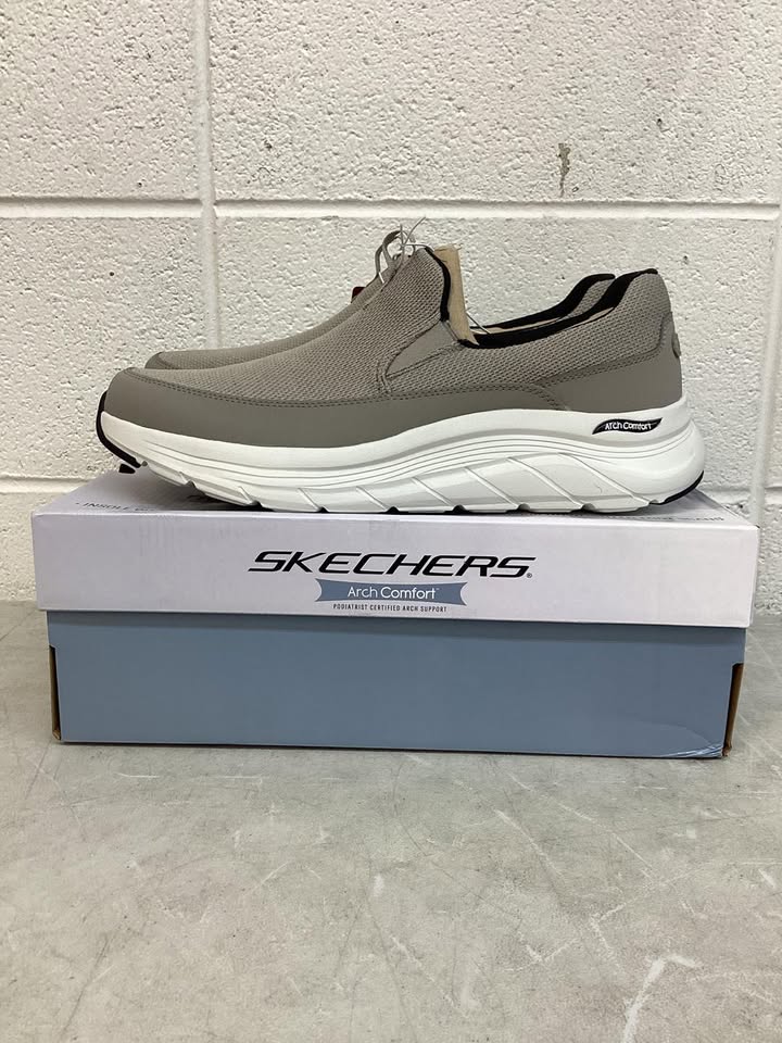 Skechers Men's Arch Comfort Flex Sneaker, Size 13