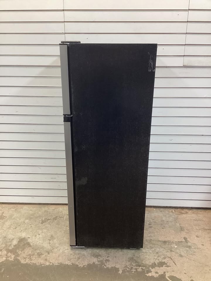 Band New 7.5 cu. ft. Mini Refrigerator with Top Freezer in Stainless Look