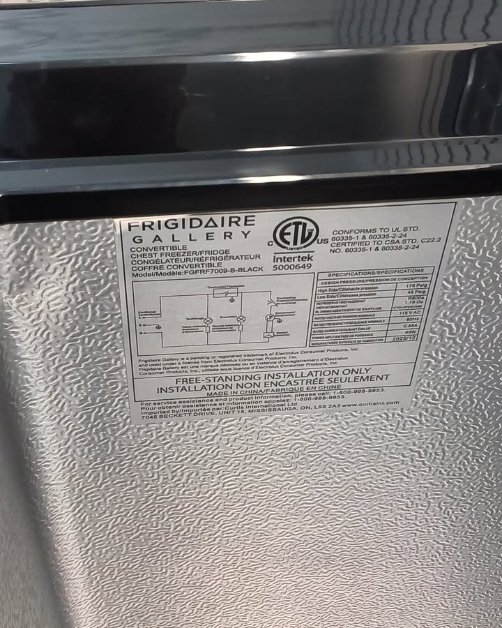Frigidaire Gallery 7 Cu. Ft. Chest Freezer, Black