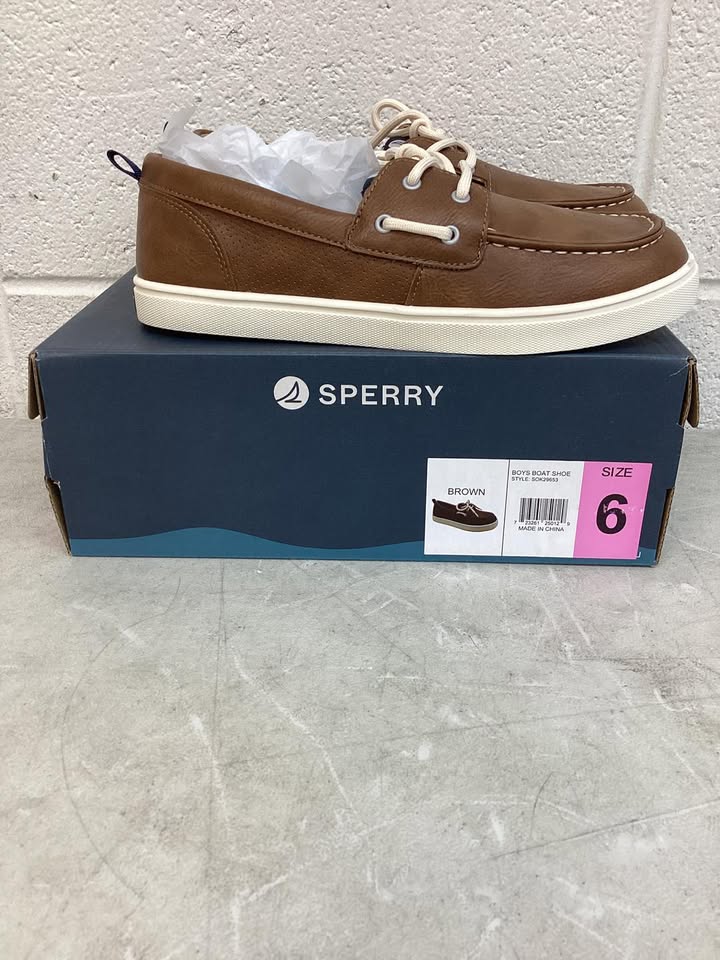 Sperry Boys Boat Shoe, Size 6