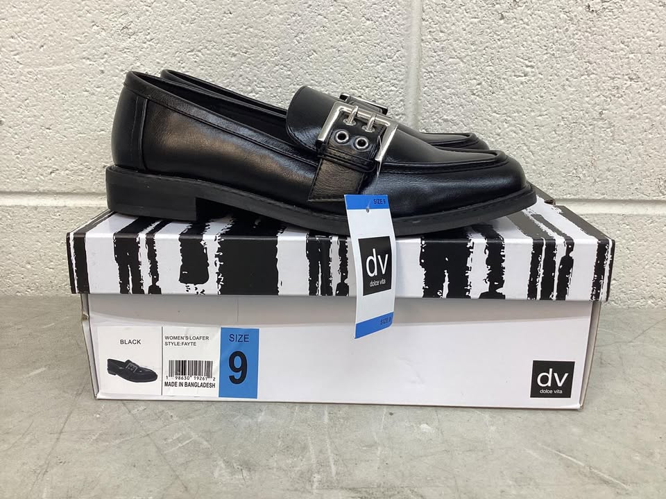 DV by Dolce Vita Women's Loafer, Size 9