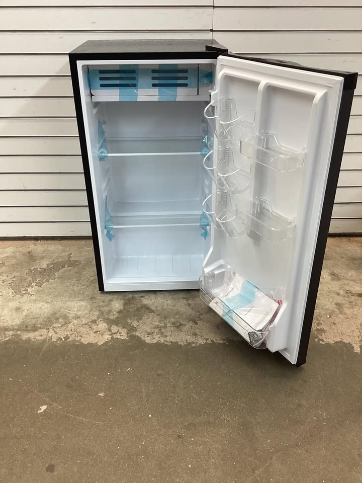 3.2 cu. ft. Mini Fridge in Black Stainless Steel