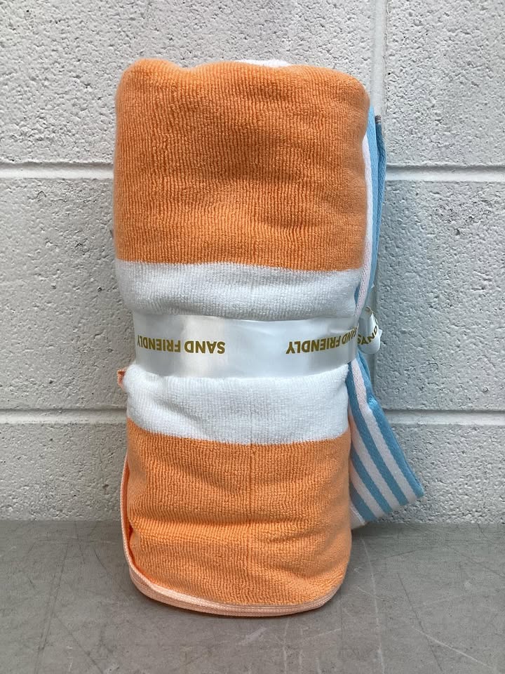 Members Mark Sand Friendly Beach Towel