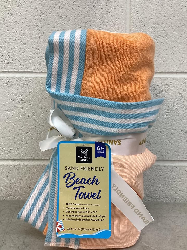 Members Mark Sand Friendly Beach Towel