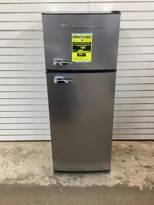 Frigidaire 7.5 cu. ft. Mini Refrigerator in Platinum with Top Freezer