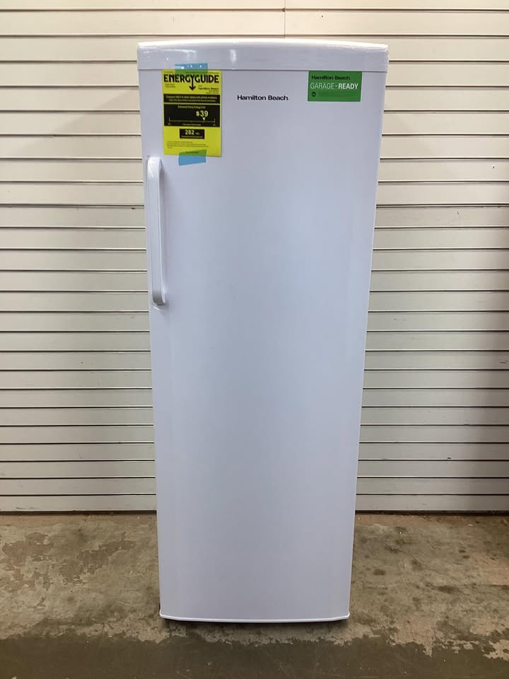 Hamilton Beach 11 Cu Ft Upright Freezer in White