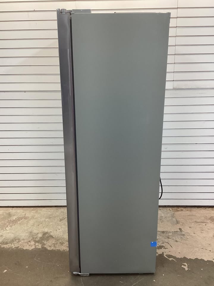 Hamilton Beach 15.6 cu. ft. Side By Side Refrigerator in Stainless Look