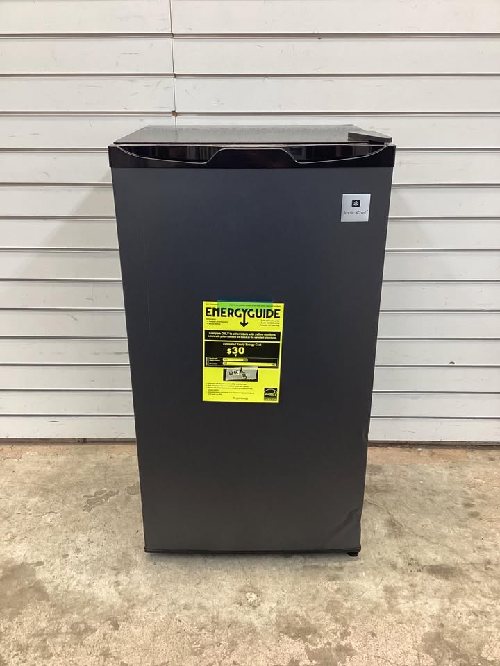 ARCTIC CHEF 3.2 cu. ft. Mini Fridge in Black Stainless Steel