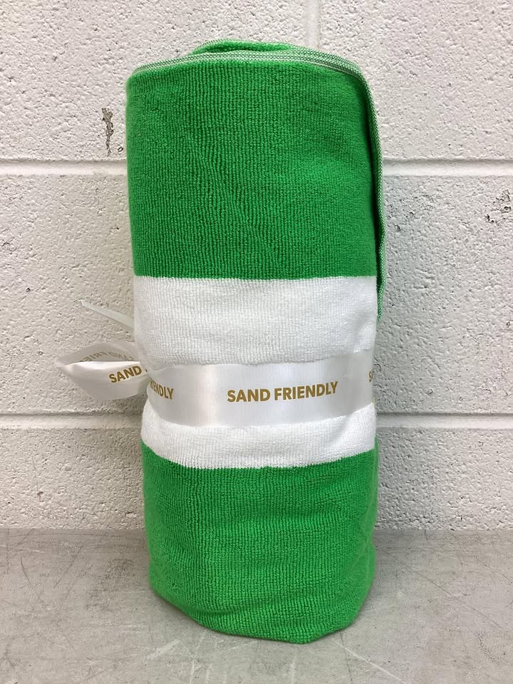 Members Mark Sand Friendly Beach Towel