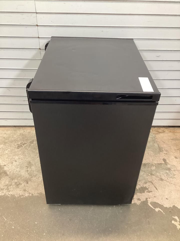 Hamilton Beach 5.0 cu. ft. Residential Chest Freezer in Granite