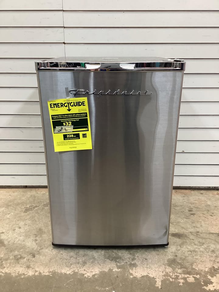Frigidaire 4.6 cu. ft. Retro Mini Fridge with Platinum Door Design with Freezer