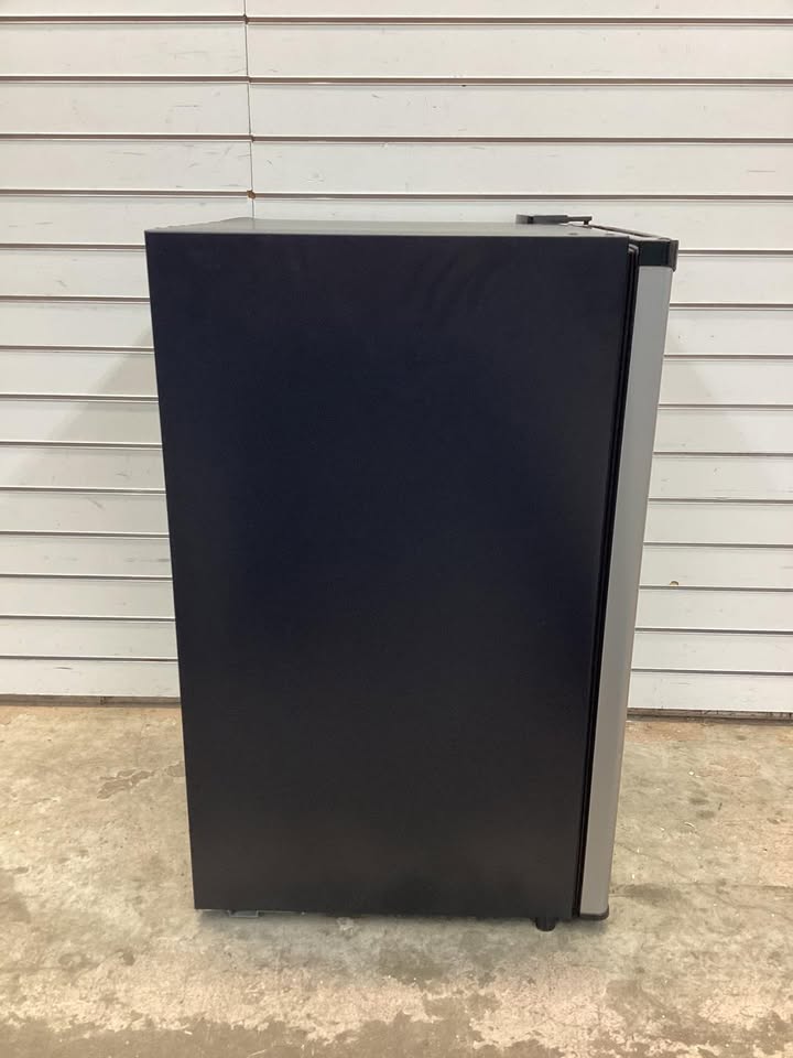 Frigidaire 21 in. 4.4 cu. ft. Mini Refrigerator in Stainless Steel with Freezer