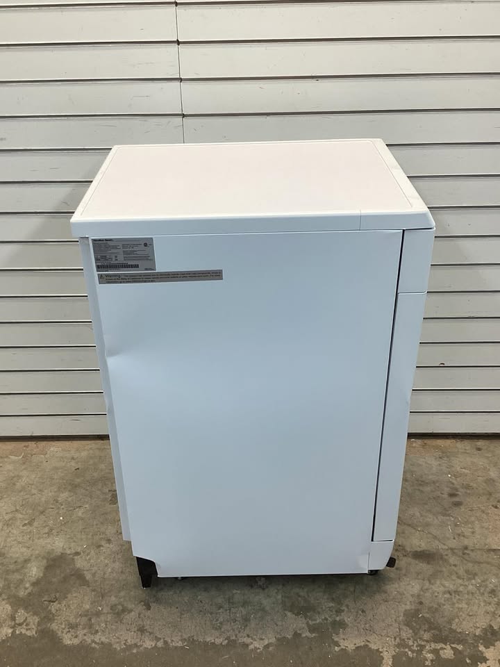 Hamilton Beach 18 in. White Electronic Portable 120-volt Dishwasher with 3-Cycles with 8 Place Settings Capacity